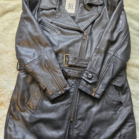 Black Leather Women's Jacket - Picture 1 of 8